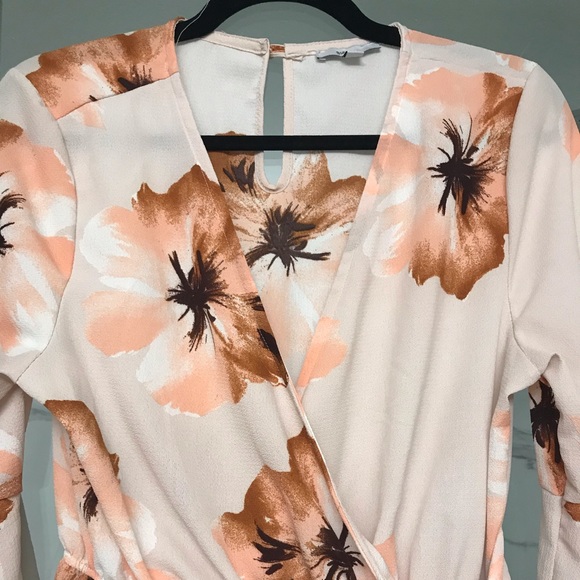 Floral pink romper - Picture 4 of 5